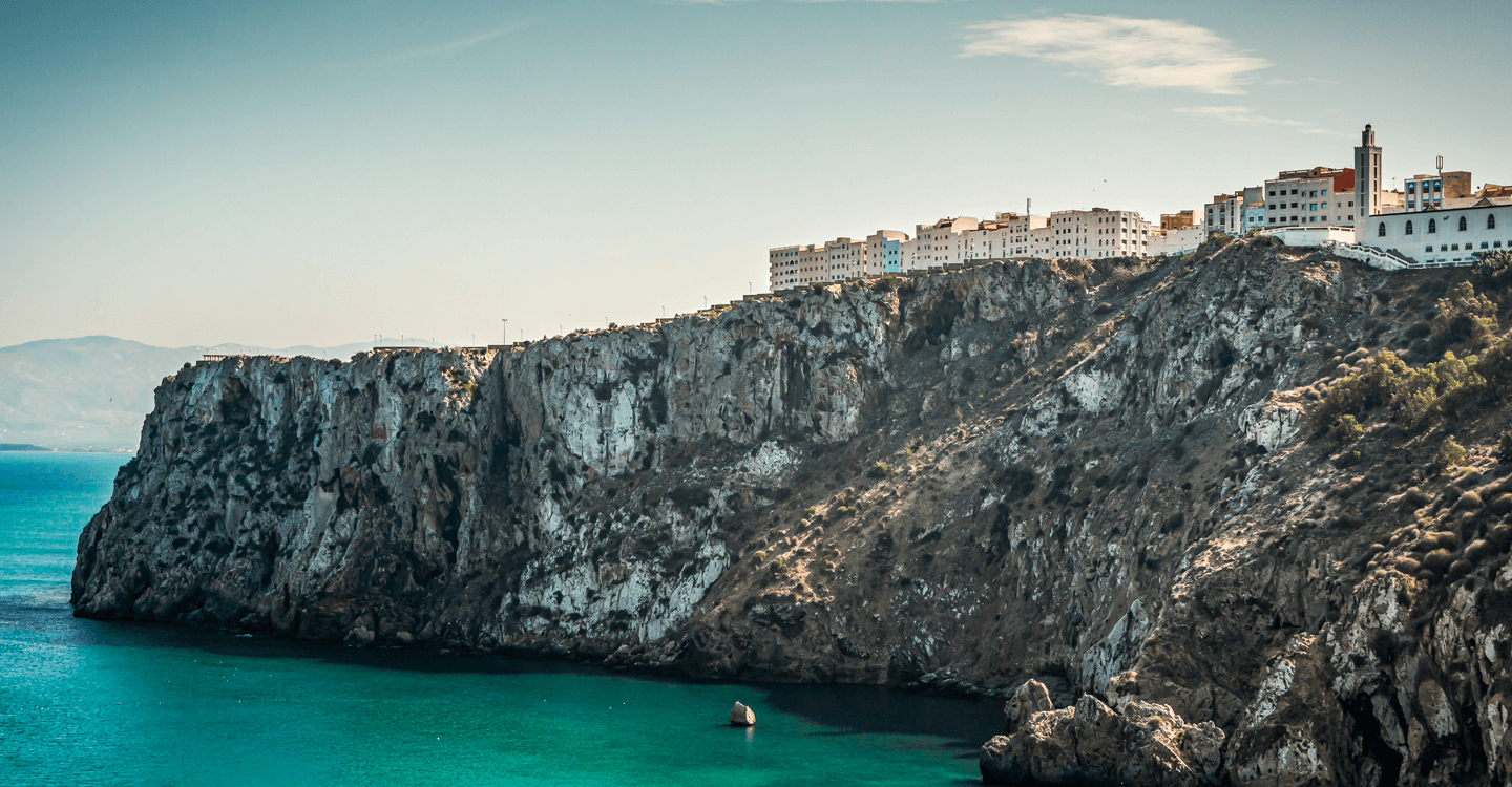 الغوص في أعماق البحر في الحسيمة