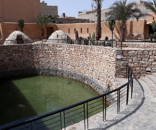 استمتع بغروب الشمس من فوق الأسوار