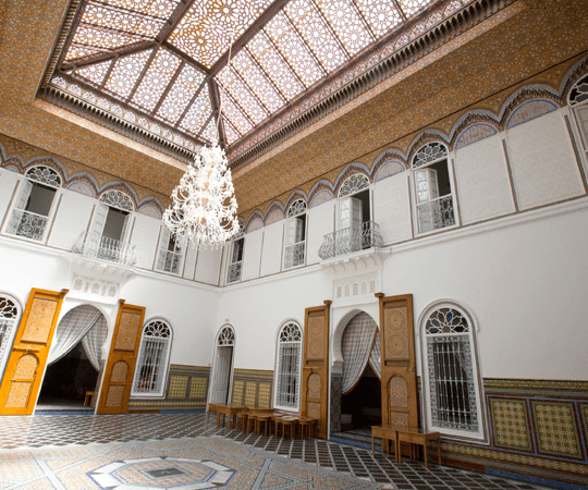 اكتشاف تاريخ المدينة