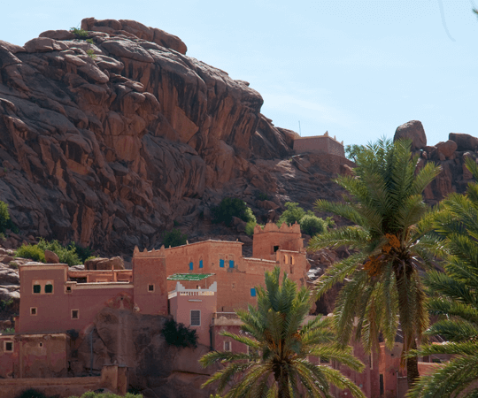 المضايق والواحات