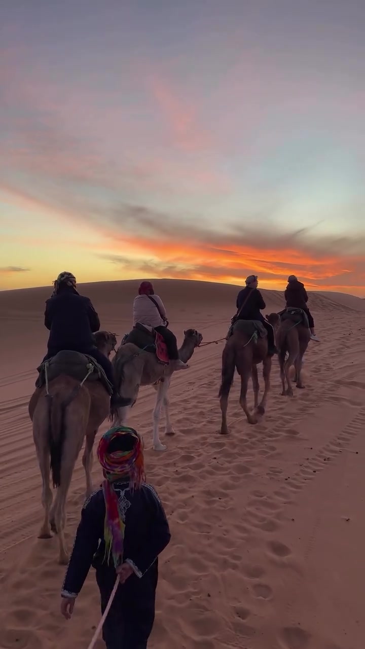 .🐪✨كنمّشيو لمرزوكة باش نبدلو الجو و نعيشو لحظات ديال الهدوء، ونستمتعو...