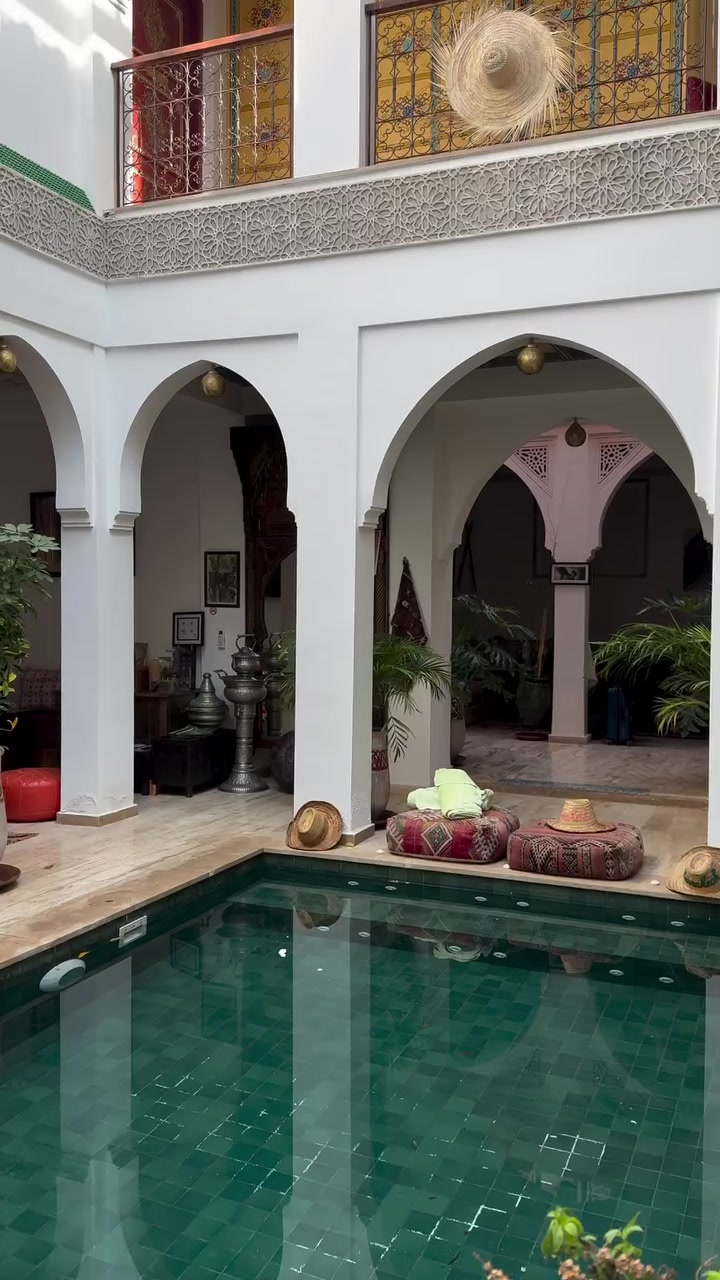 شنو أكثر حاجة كتعجبكم فرياض فمراكش؟ 🌿✨ شاركو معنا تجربتكم 🤍🏡 🎥 @‌essa...